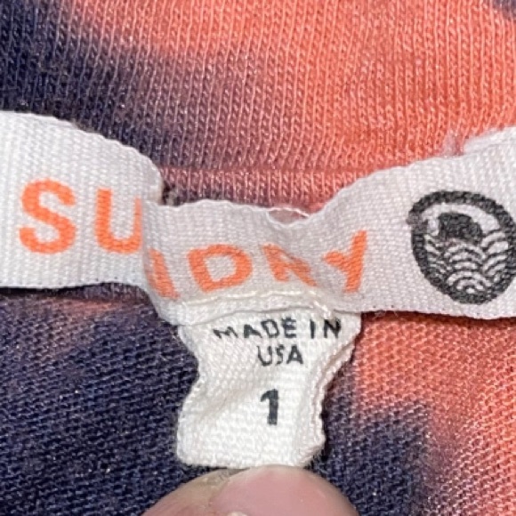 Sundry Woman’s Black & Coral Tie Dye T-Shirt Size 1 (Small) - Picture 3 of 5